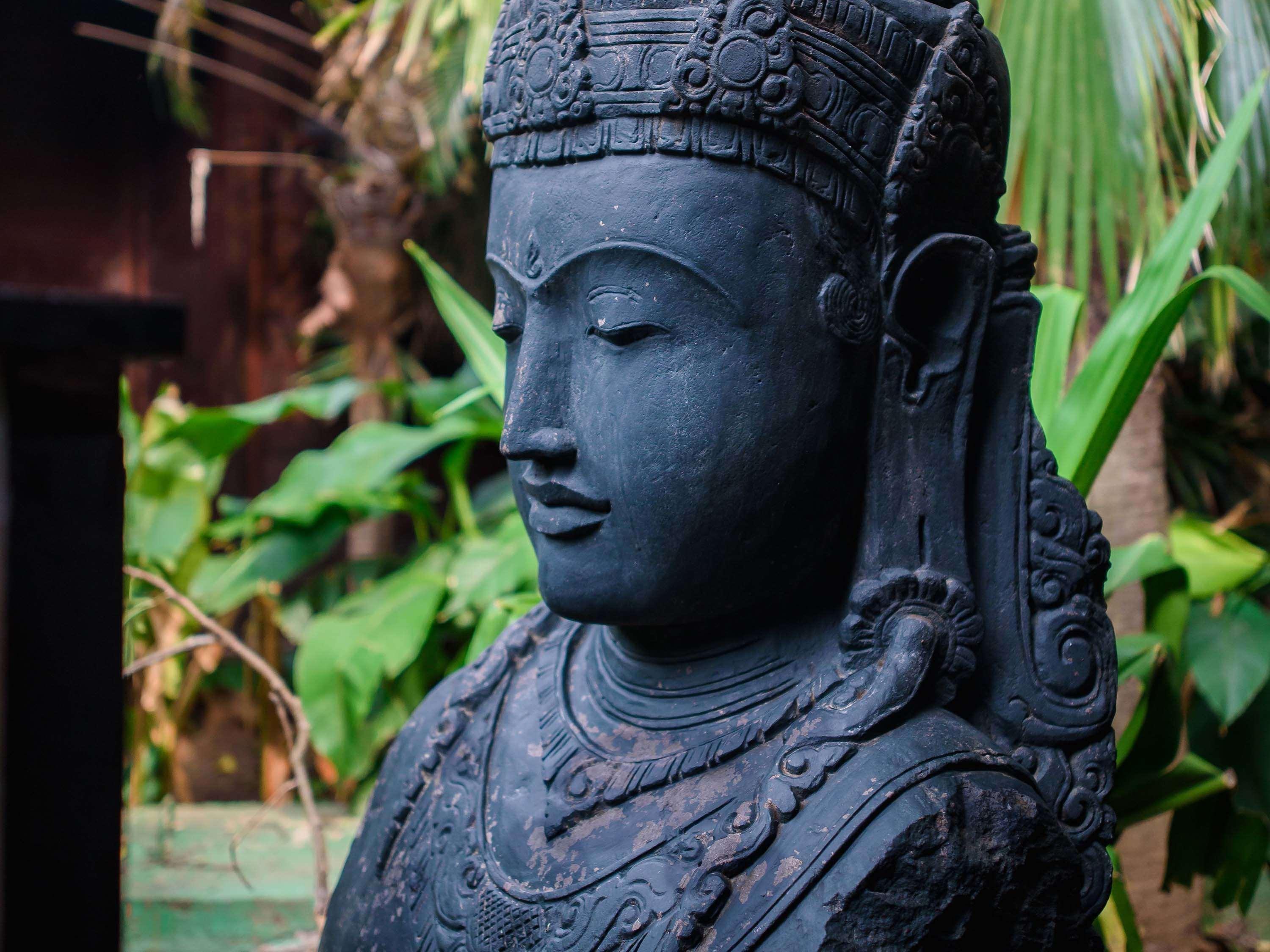 Novotel Goa Resort & Spa Candolim Extérieur photo A statue of the Buddha at the temple